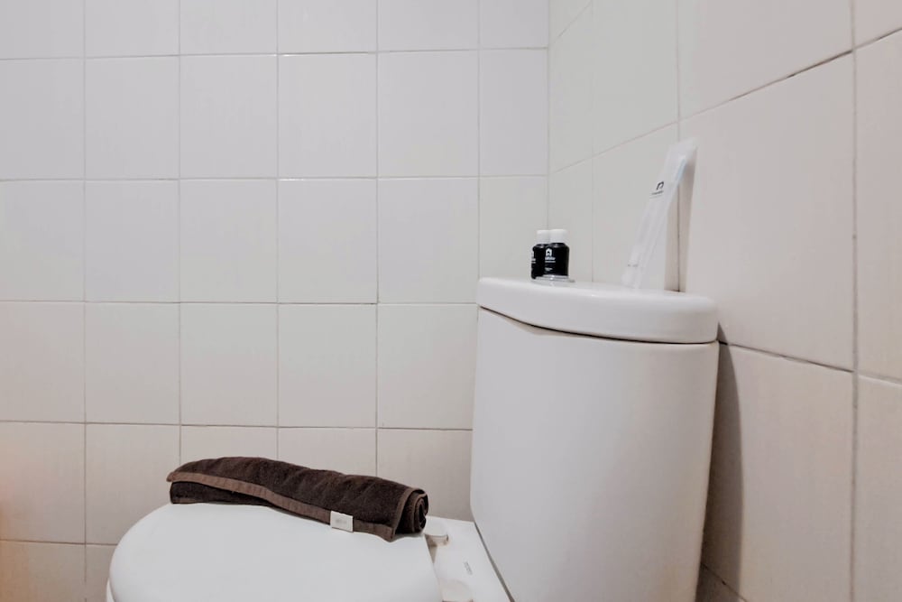 Modern And Comfy 2Br Apartment Mekarwangi Square Cibaduyut