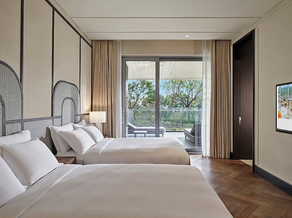Grand Josun Jeju 24