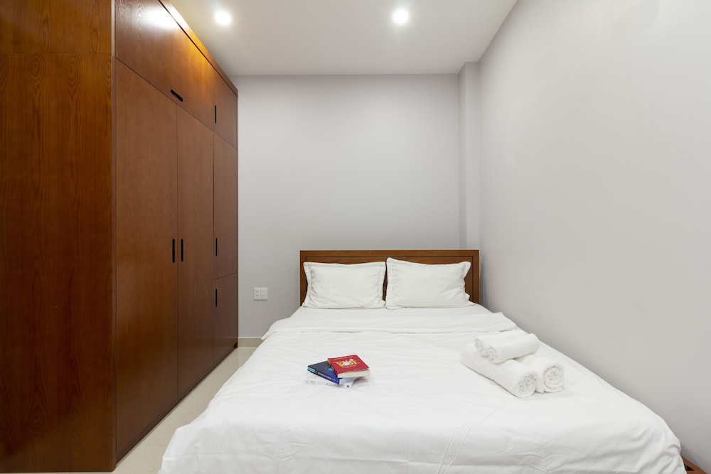CBD Home - Home in Central - The Art