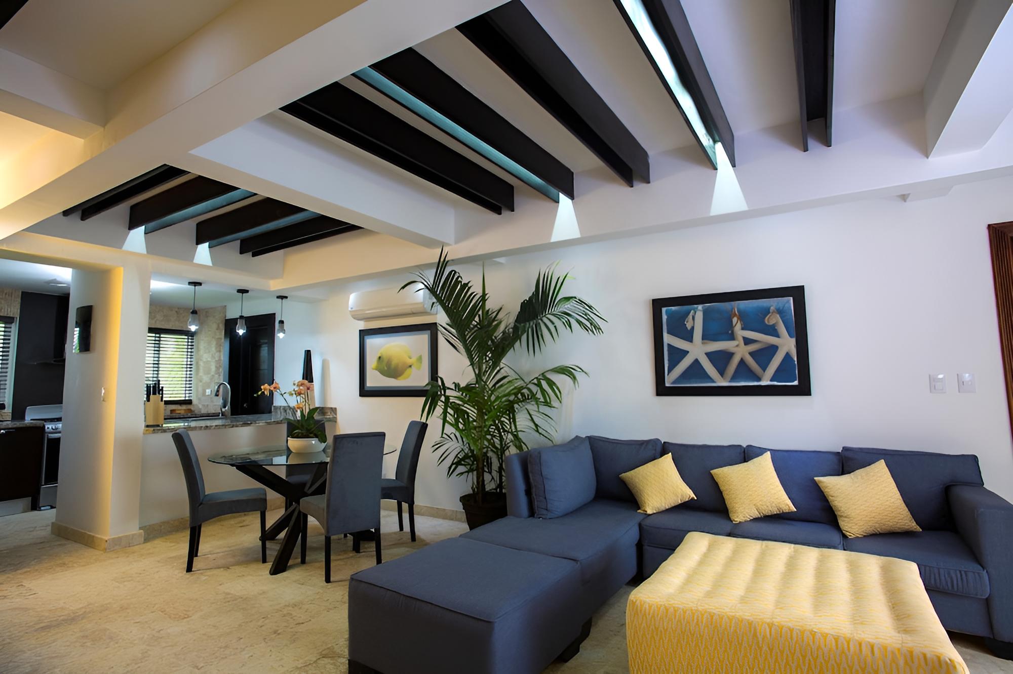 Chateau del Mar