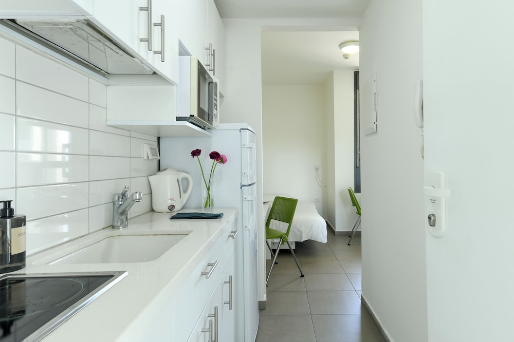Homey Studio Prime Location in Tel Aviv