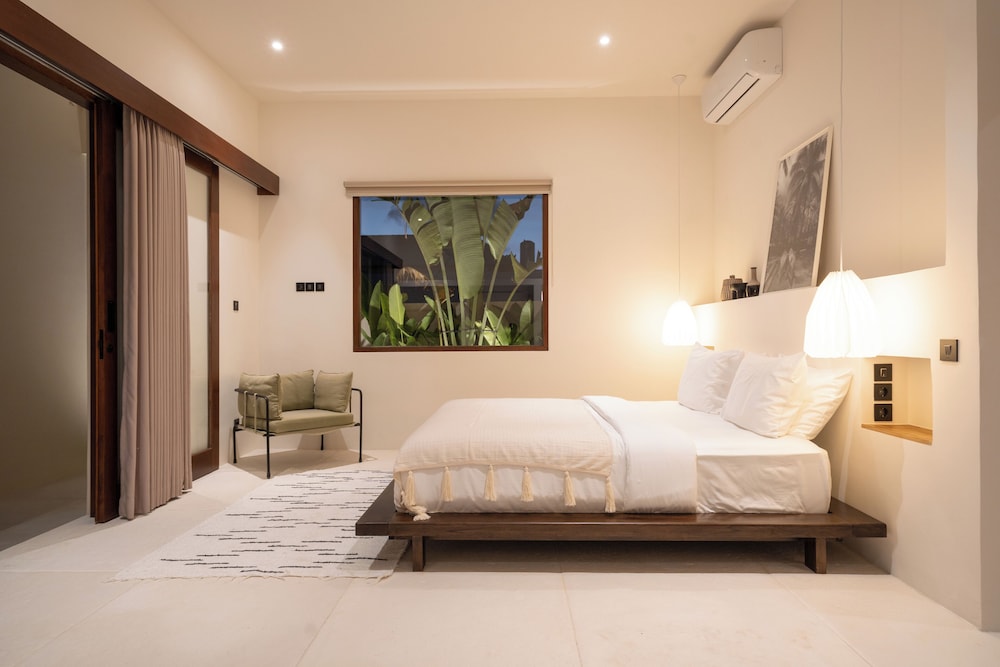 Rumah Tiha by Alfred in Bali