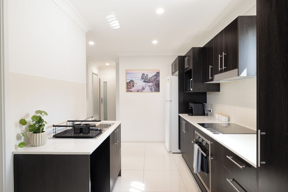 Smart Suites Self Check-in Apartments - 31 Freney