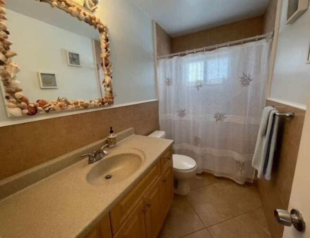 PH 2BED2BATH with Ocean View & Parking