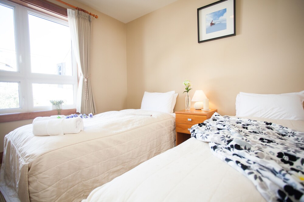 Niseko Alpine Apartments