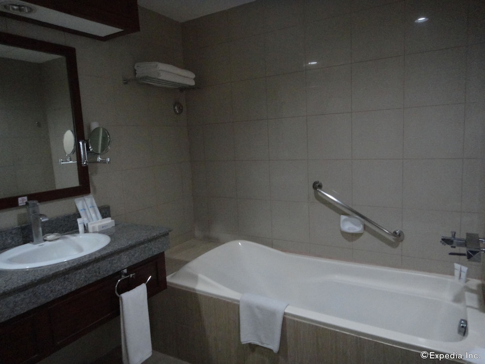 Cebu Vacations - Cebu Parklane International Hotel - Property Image 62