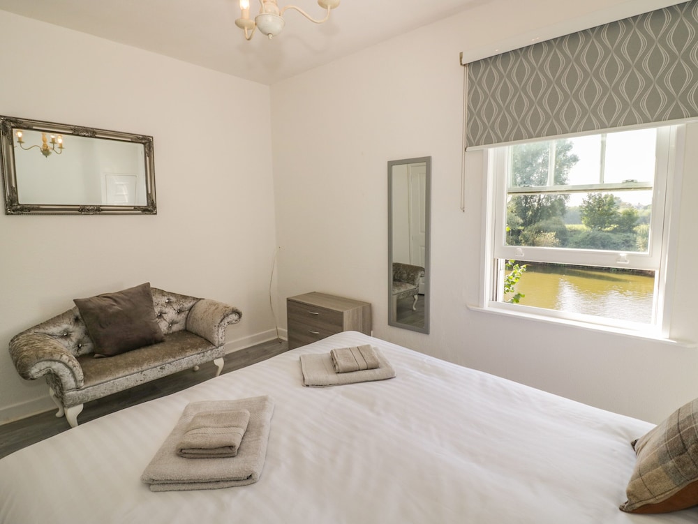 Florence Villas