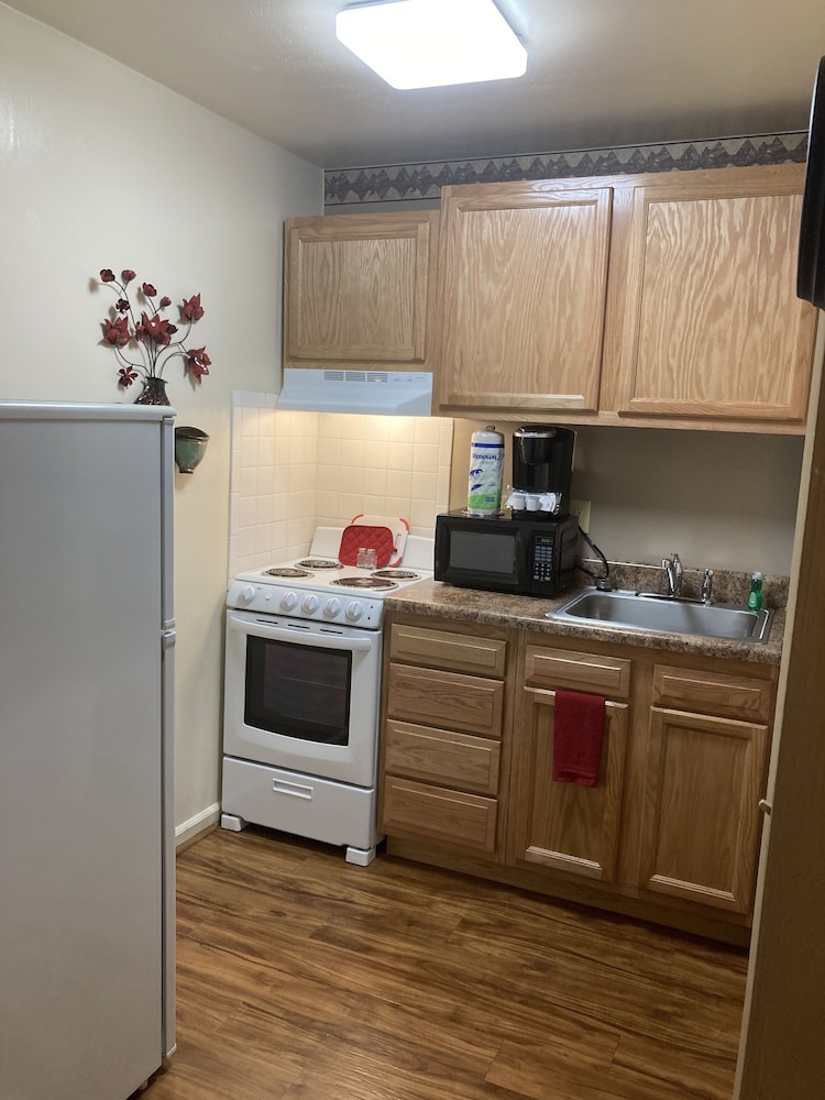 Affordable Corporate Suites of Salem