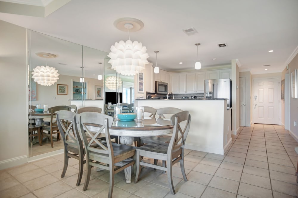 1829 Beachside Tennis at The Sea Pines Resort