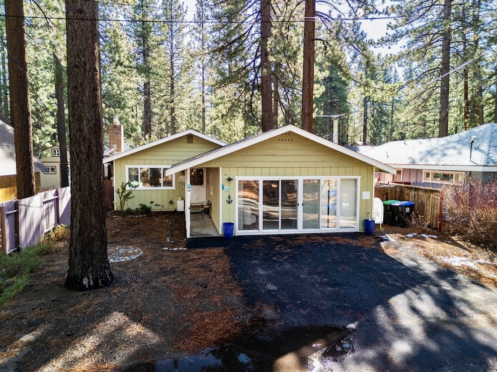 846 Stanford 3 Bedroom Home