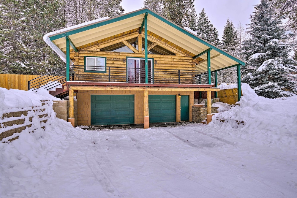 Mccall Retreat w/ Hot Tub - 1/2 Mi to Downtown! view 3