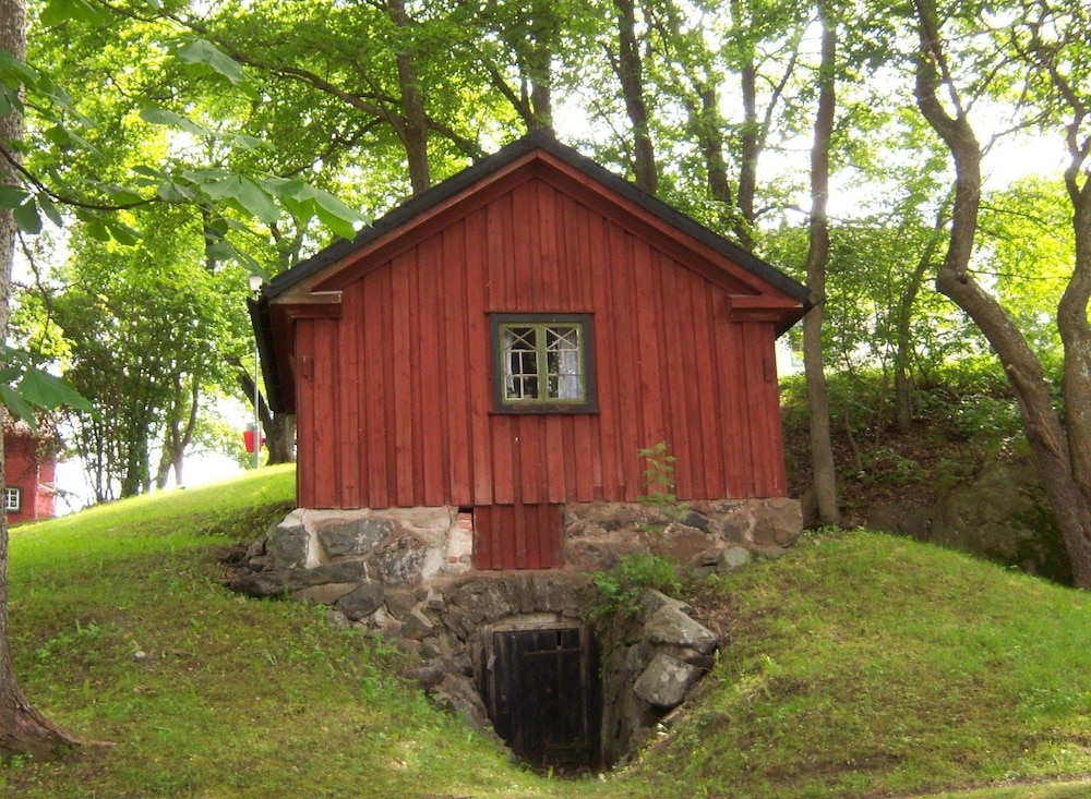Vandrarhemmet Mangelgården - Hostel
