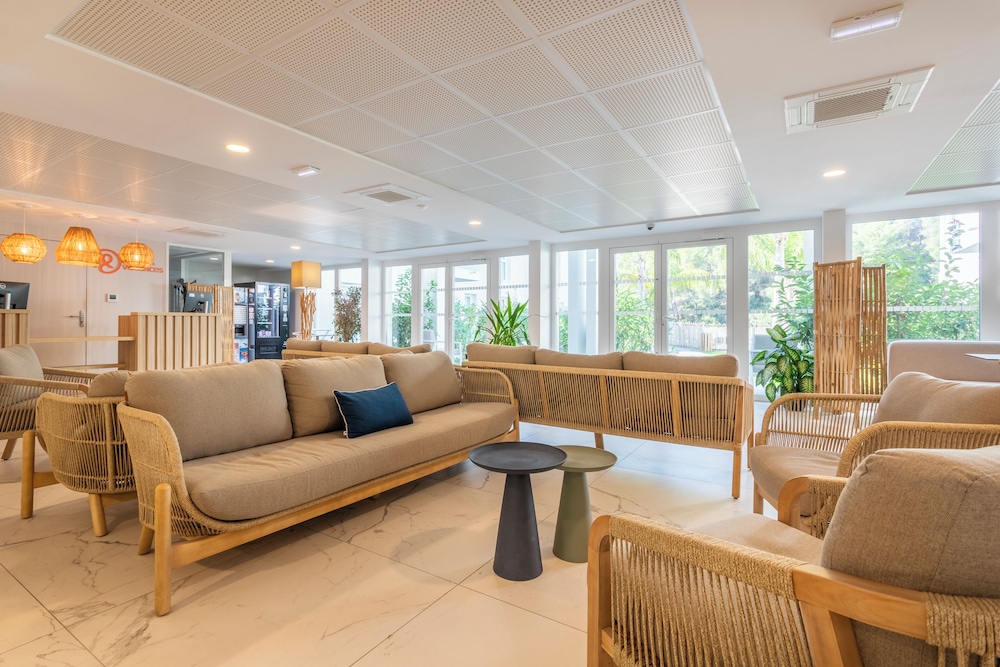 lounge