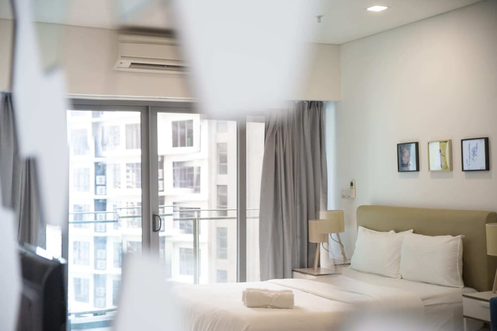 Summer Suites Residences By Plush