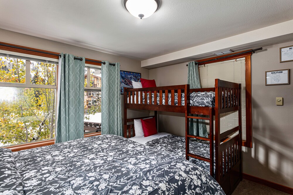 Eagle Springs East - 2 Bedroom Condos in Solitude UT