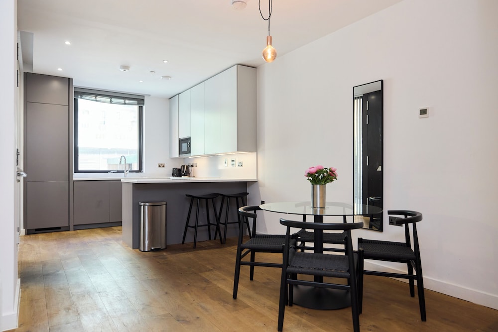 The Greenwich Balcony Home
