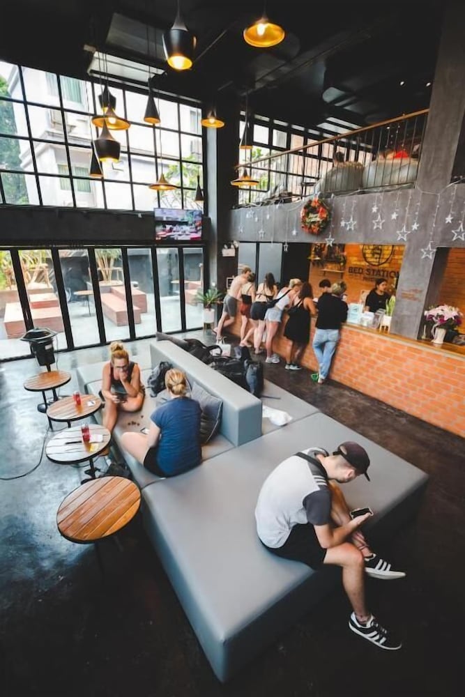 BED STATION HOSTEL KHAOSAN