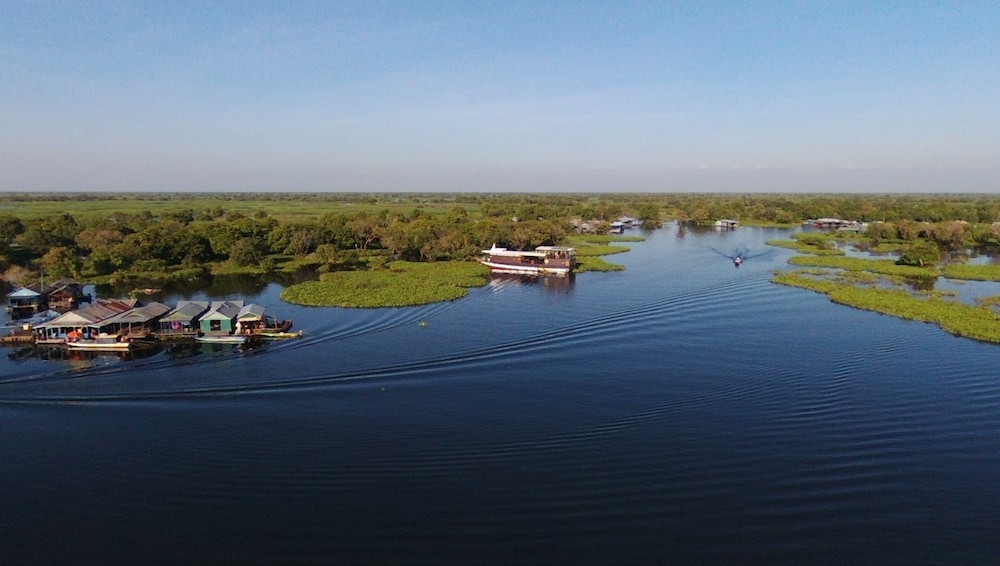 Phocea Cruise Phnom Penh to Siem Reap