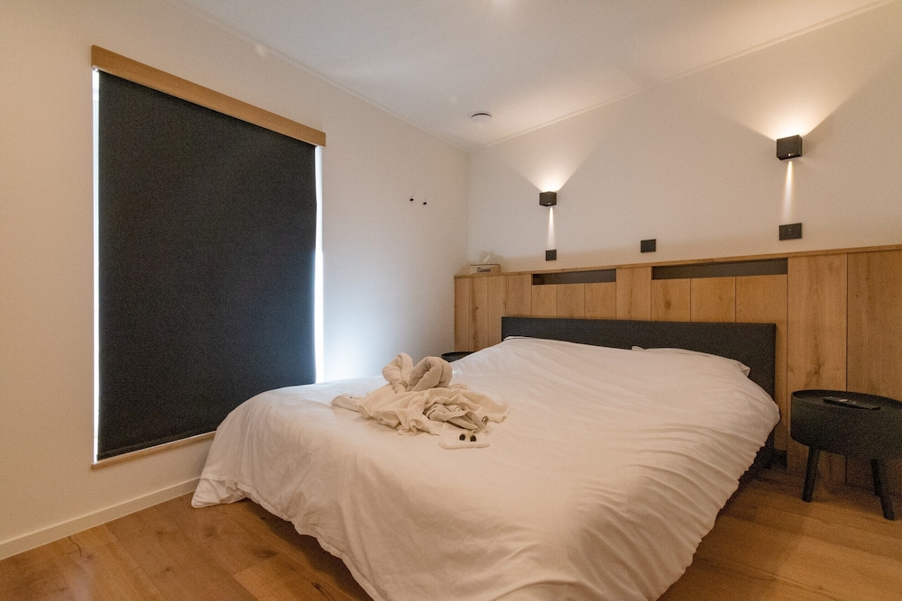Holiday Home in La Roche With Castle Views