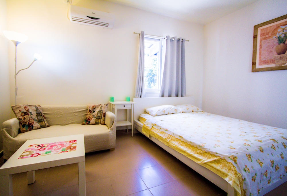 Apartment - Tel Aviv