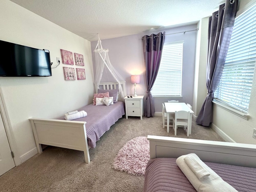 Solterra 6Br Retreat W/ Lazy River & Water Slide