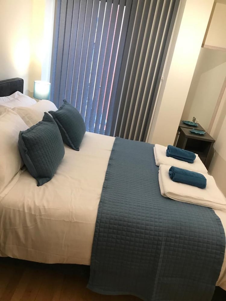 Manchester City Centre Apartment 1 Bed +sofa Bed view 2
