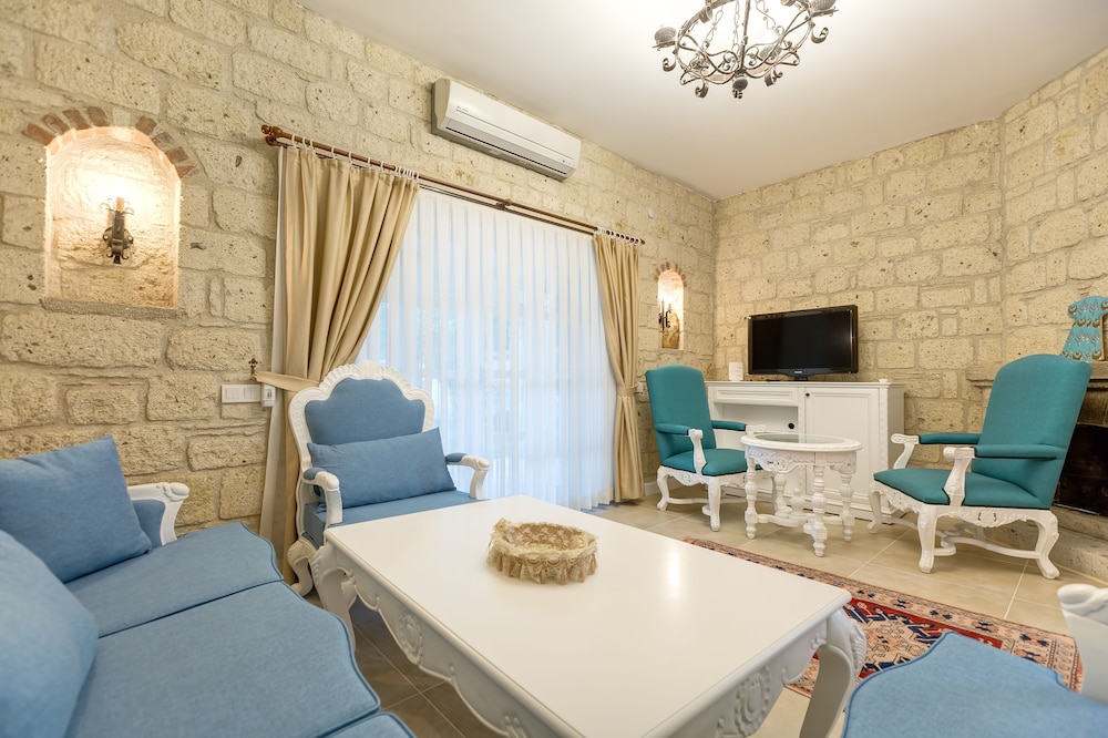 Alaroof Otel - Image 20