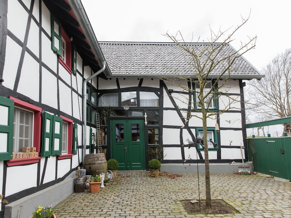 Nostalgic Apartment in the Eifel Region