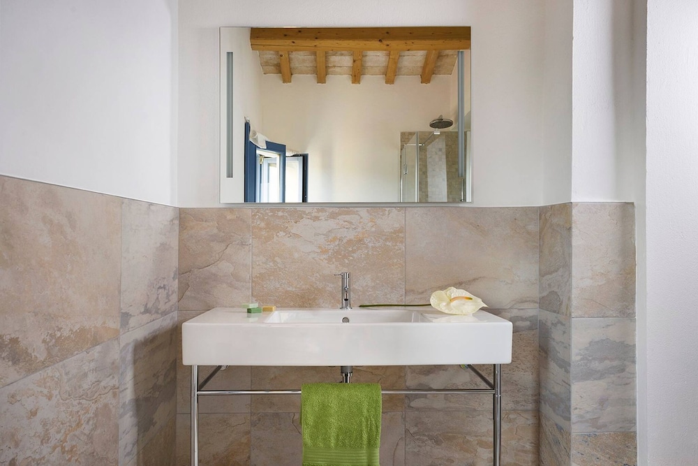 Villa Elettra 12 2 by Marche Holiday Villas
