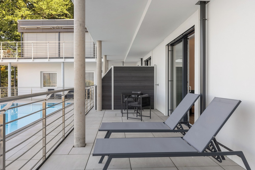 Maria Blick Lake View Apartments