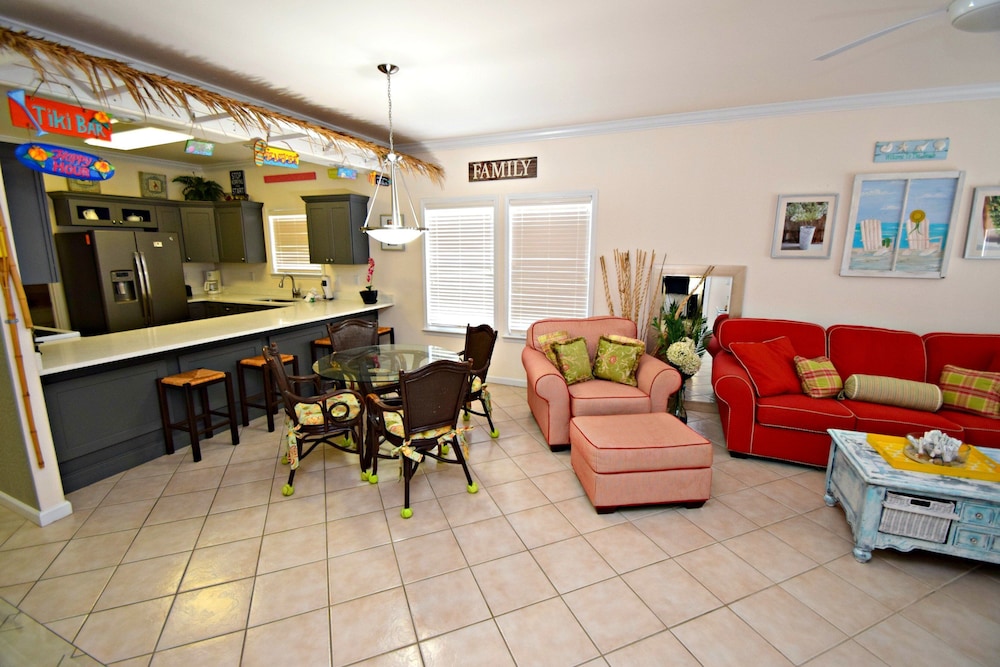 Spinnaker Pointe