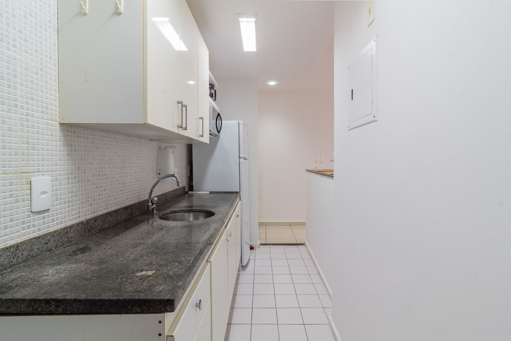 12 Minutes From Copacabana Beach Pl707