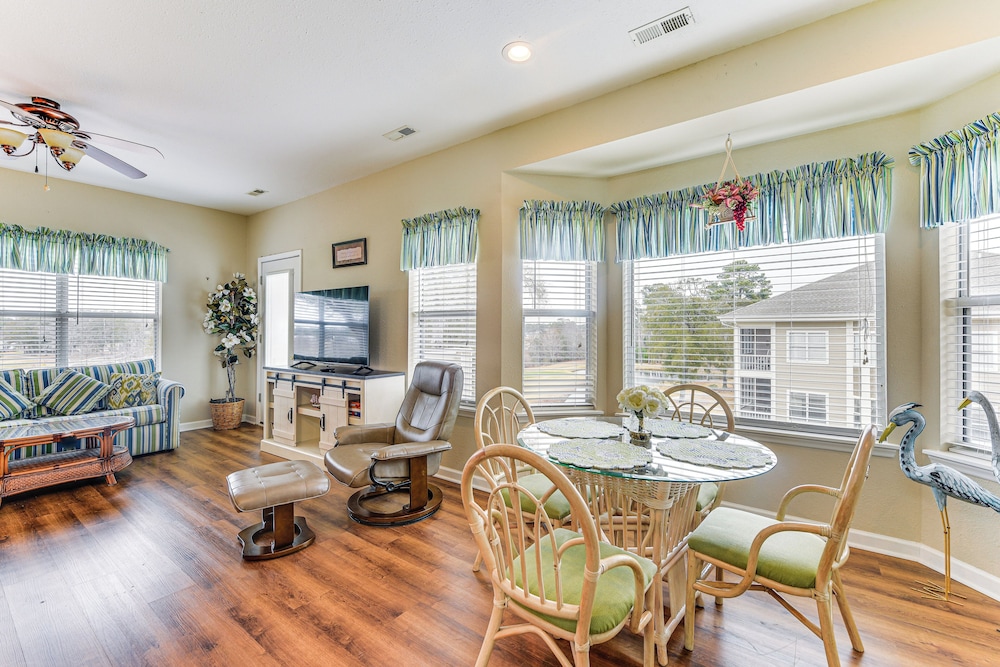 Golfer's Oasis 1 Mi to Ocean: River Creek II Condo