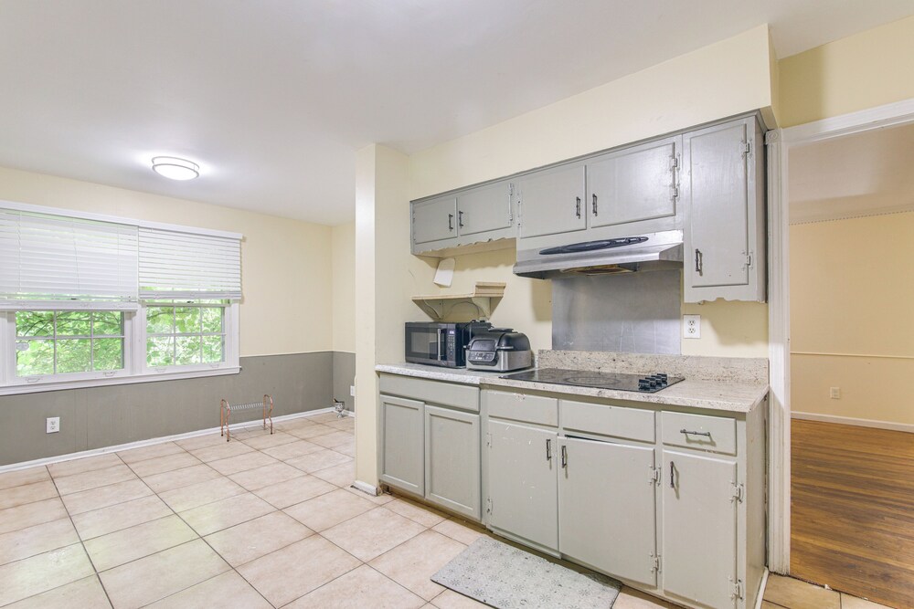 Stay & Play in Memphis: Family Home w/ Yard!