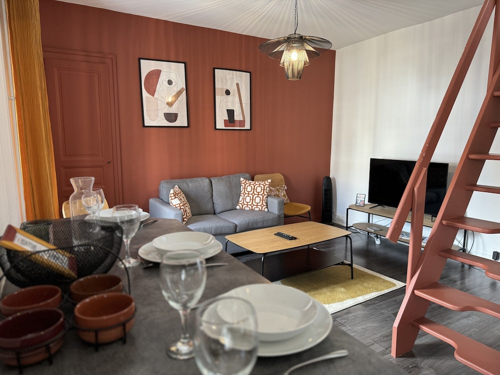 Duplex in Le Mans Near Place D'alger