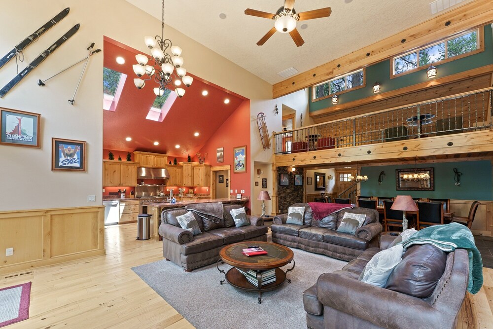 4 Red Fir 6 Bedroom Home