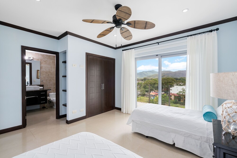 Ocean View, Luxury Penthouse at Diamonte del Sol 702N by RedAwning
