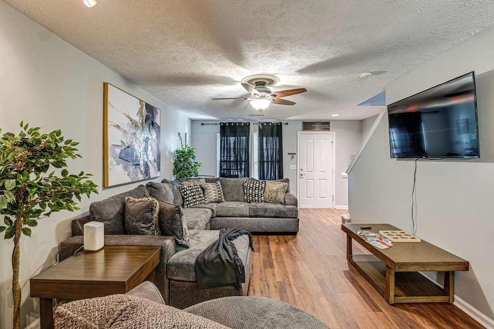 13 Mi to Dtwn: Nashville Gem Near Golf & Fishing