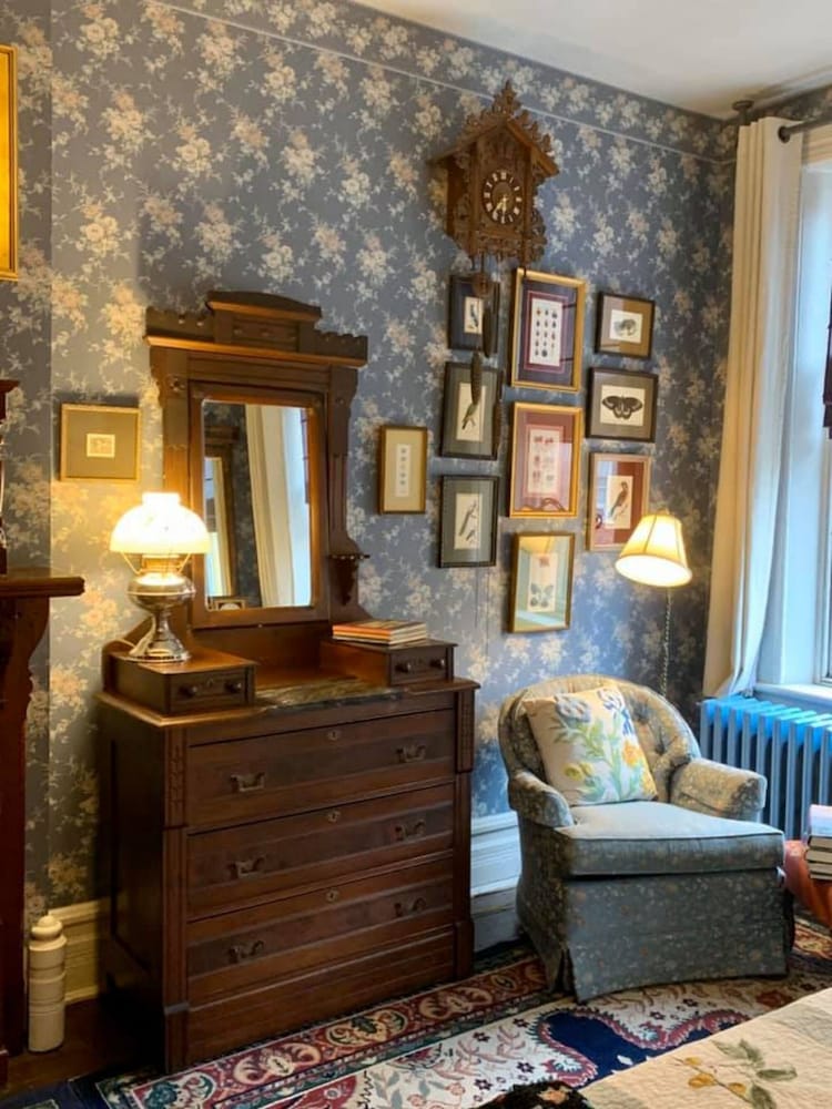 The Dolon House Bed and Breakfast