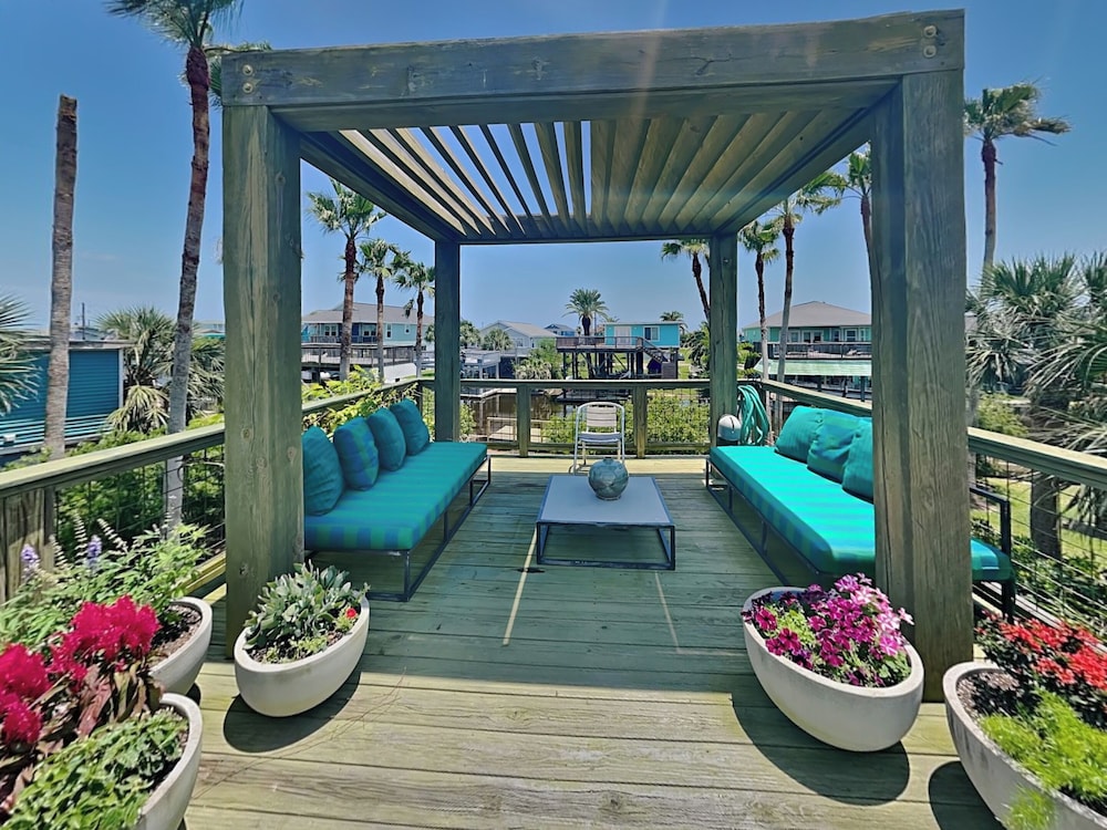 Jamaica Palms Oasis by Ryson Vacation Rentals