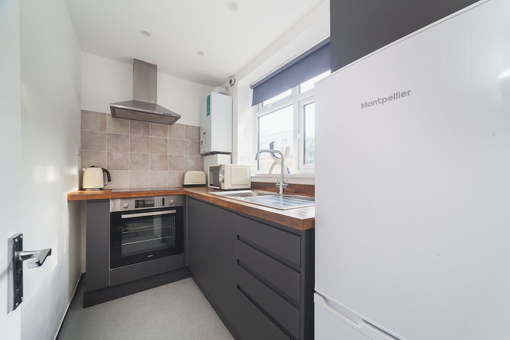The Cricklewood Apartment