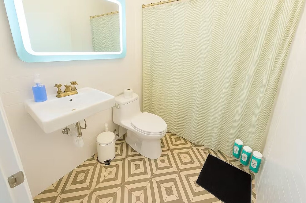 Cozy Miami Beach Haven