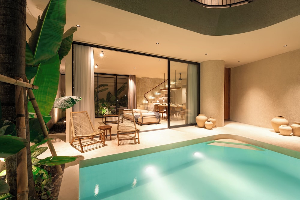 Saamu Private Luxury 3BR Villa with Pool