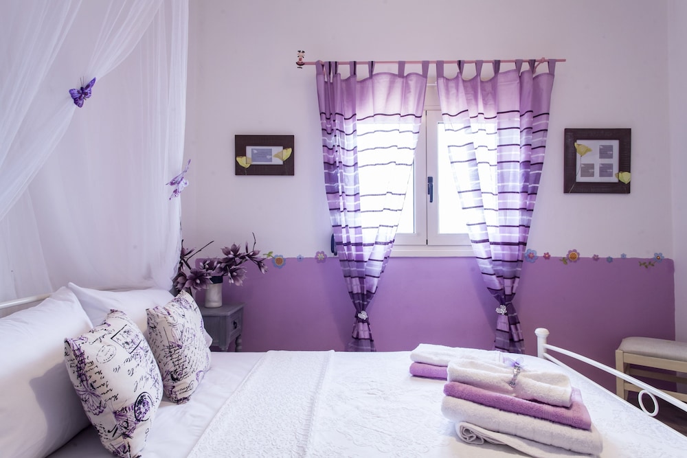 Luxury Holiday Villas Gouves
