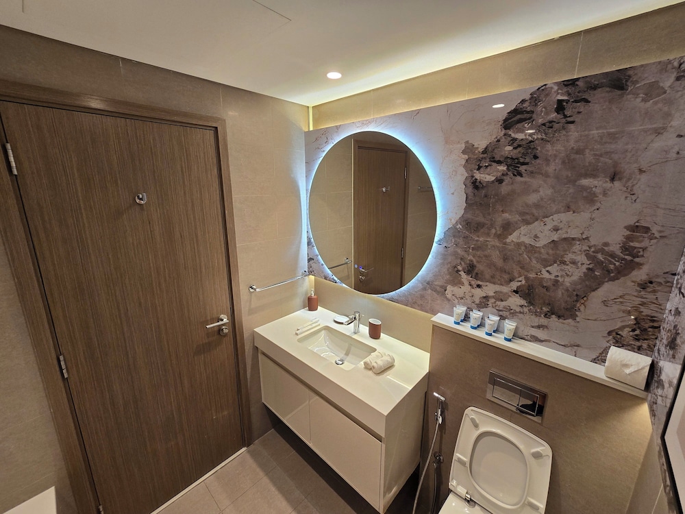 Royale Highend Burj and Fountain View