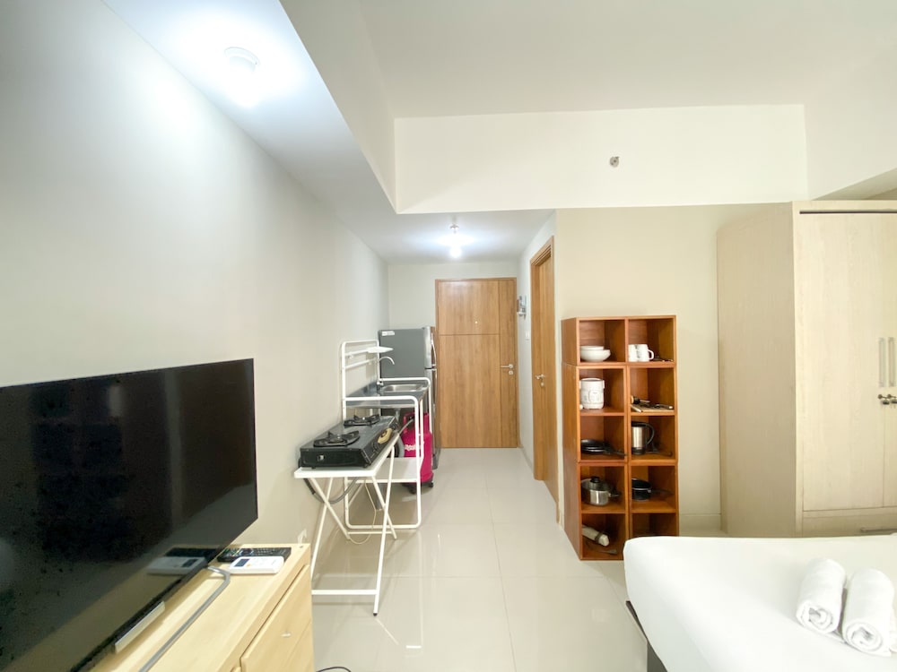 Great Choice Studio Apartment LRT City Jatibening, เบคาซี - 13