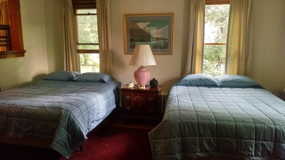 Fish & Loaves B&B