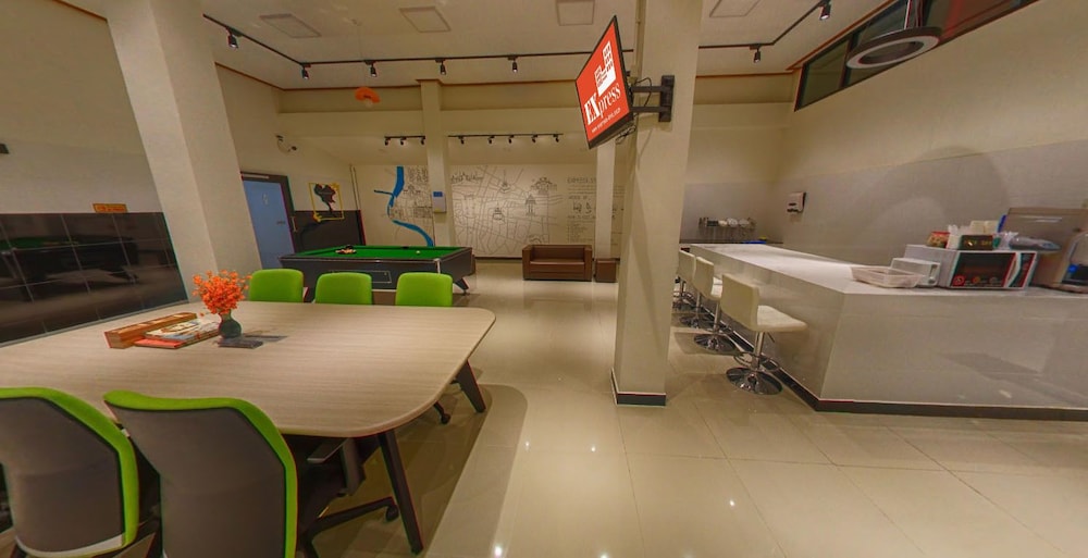 Express Hostel