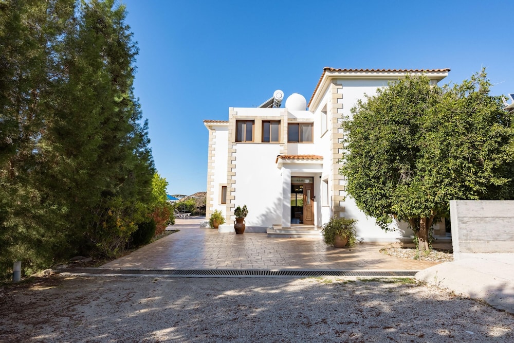 Villa Kambos Ena in Polis