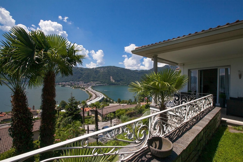 Villa Lago Lugano in Bissone view 2